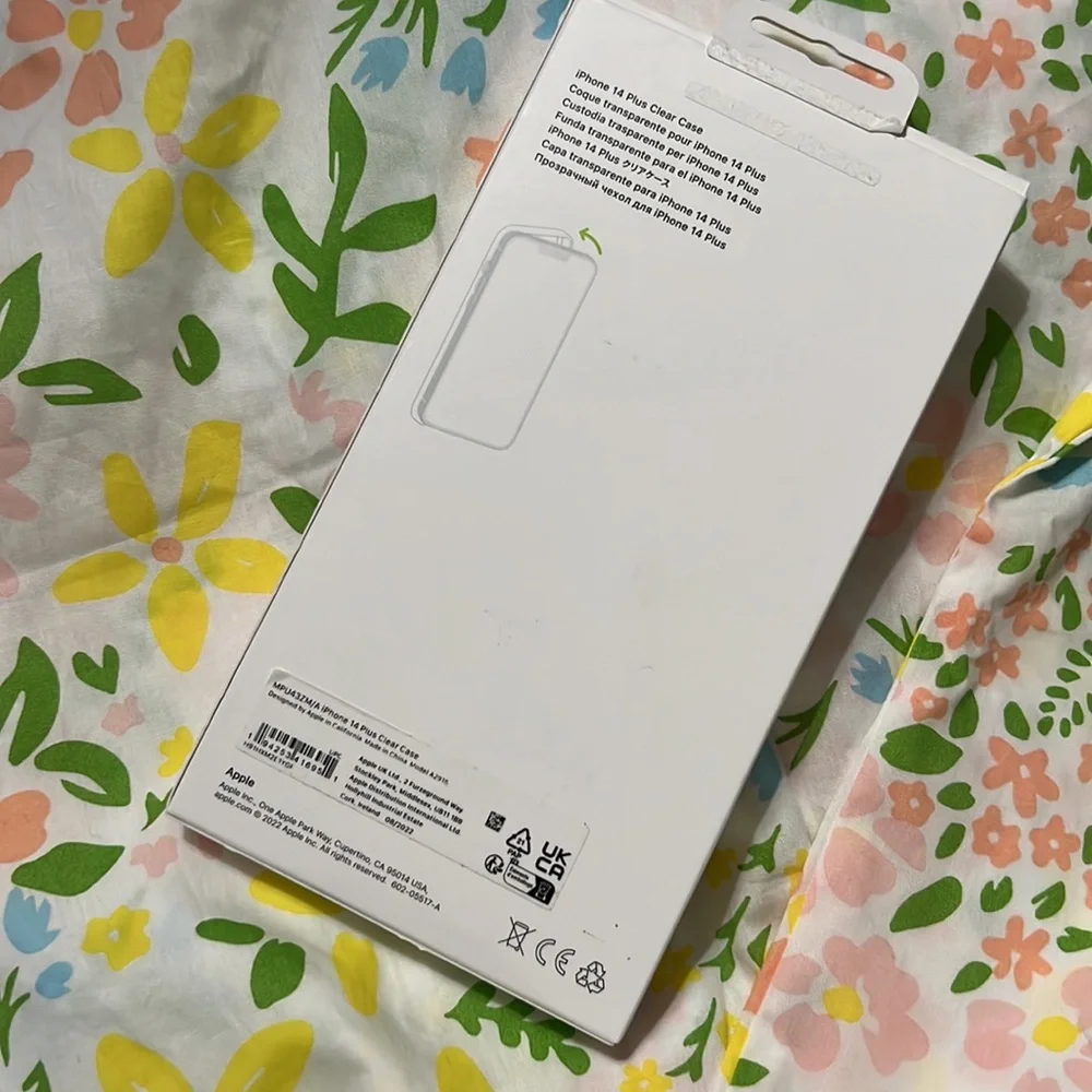 Apple Clear Case with MagSafe - iPhone 14 Plus, opened box